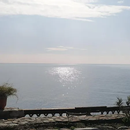 Aqua Blue Βίλα Λουτρά Ελευθερών